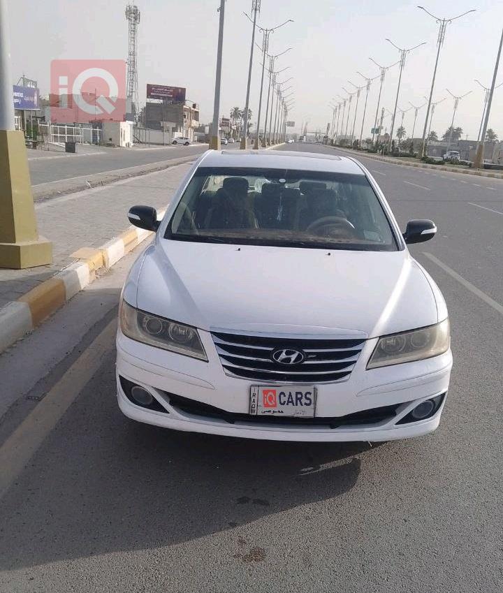 هيونداي أزيرا